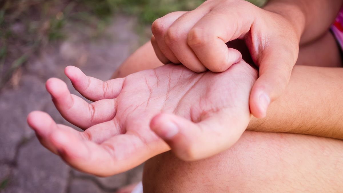 Takie objawy daje chora wątroba