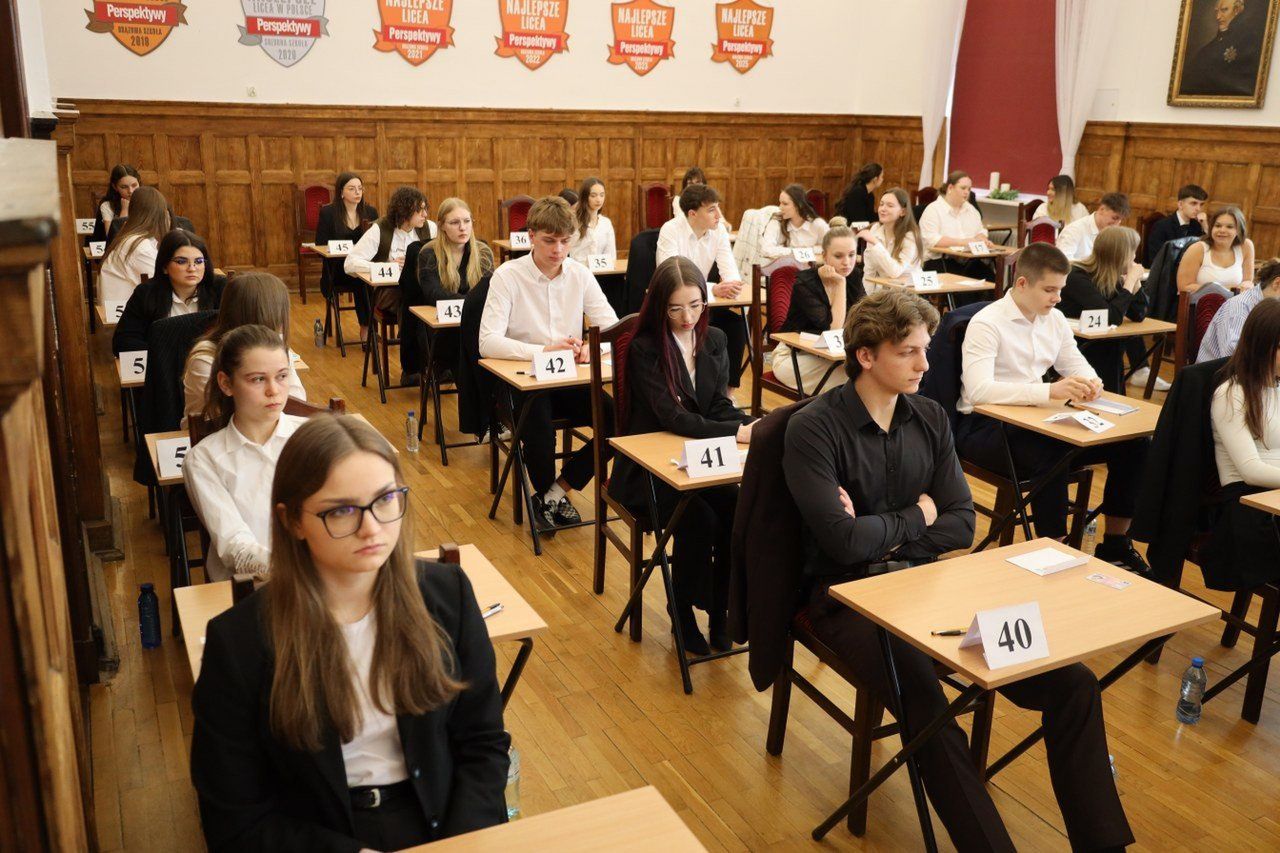 Wyniki matur 2025 w szkołach średnich w Mieście i Gminie Pleszew. Jak poszedł egzamin dojrzałości tegorocznym maturzystom?