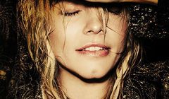 "Dla naiwnych marzycieli" - nowa płyta Ani Dąbrowskiej