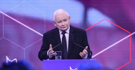 Kontrowersyjny projekt trafił do szafy. PiS się wycofuje