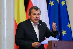 Zablokował nocną prohibicję. Sam alarmował o libacjach