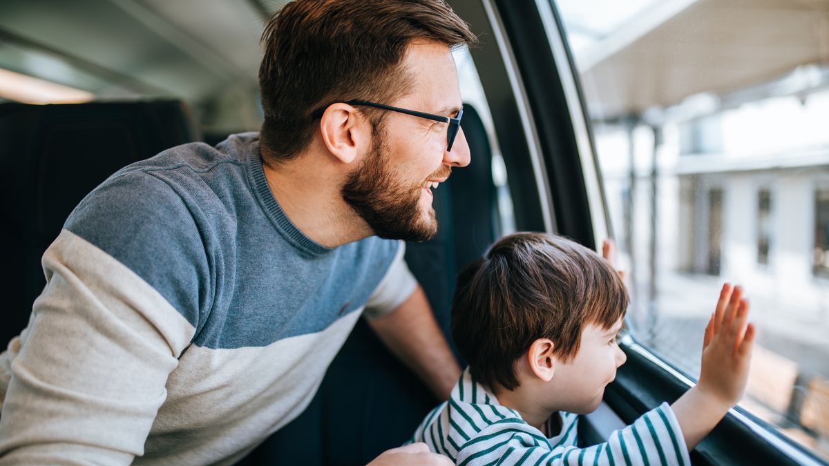 Pierwszego czerwca dzieci jeżdżą pociągami PKP Intercity za złot