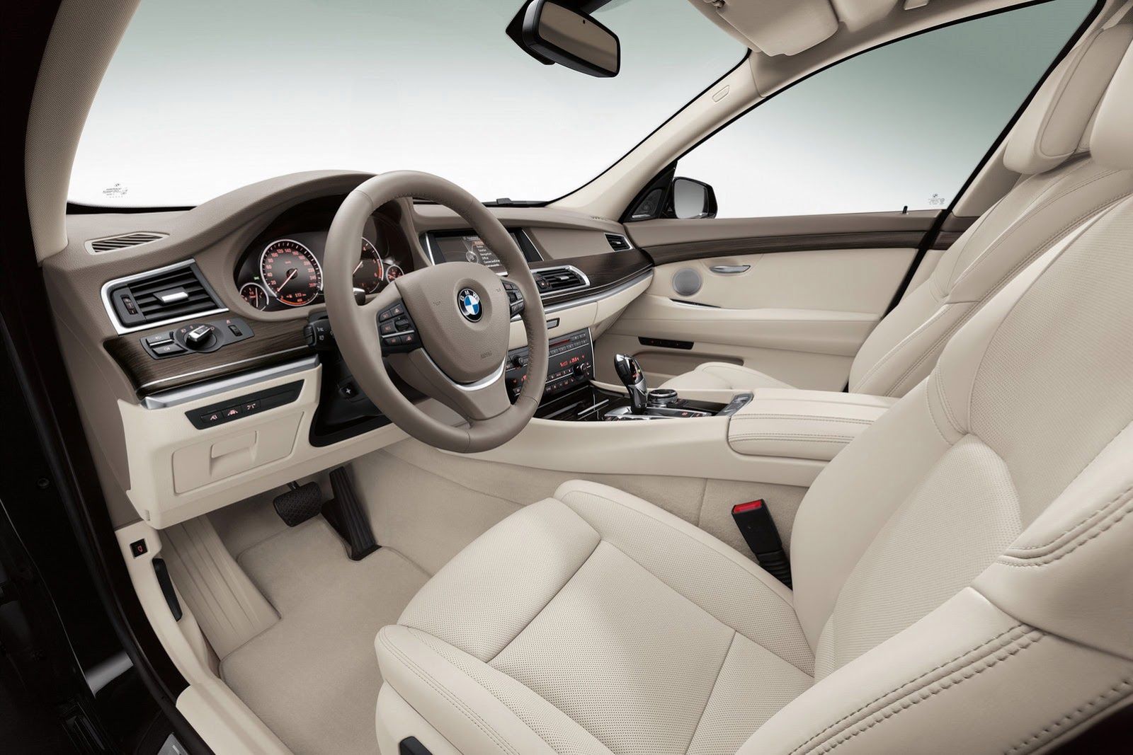 2014 BMW Serii 5 Sedan, Touring, Gran Turismo [galeria] 172