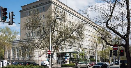 Warszawa. Wybory wiceburmistrza Pragi-Północ nieważne. Bo głosował sam na siebie