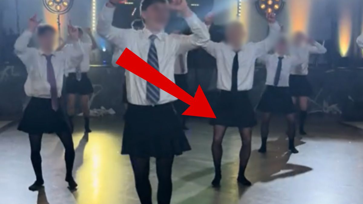 Nagranie ze studniówki w Opolu.