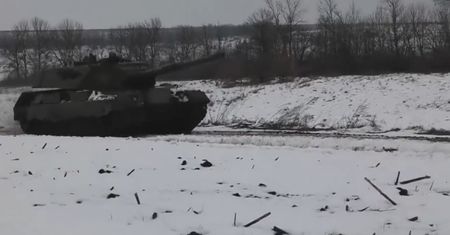 Czołgi Leopard 1A5DK w Ukrainie. Po naprawach m.in. w Polsce już działają