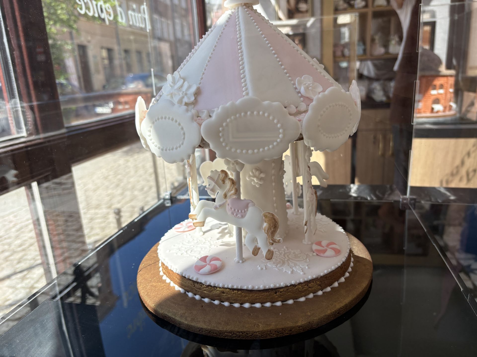 Piernikowe Atelier Cukierni Pokojskich działa na starówce.