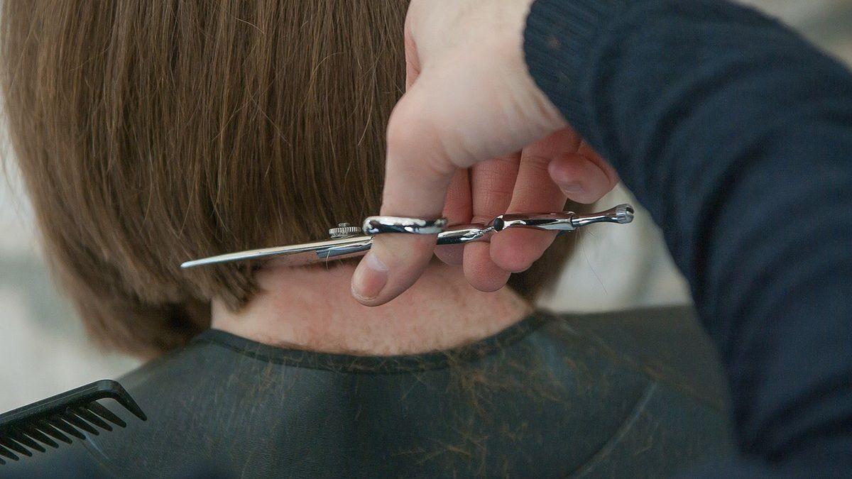 Fryzura z lat 90. wraca do łask.