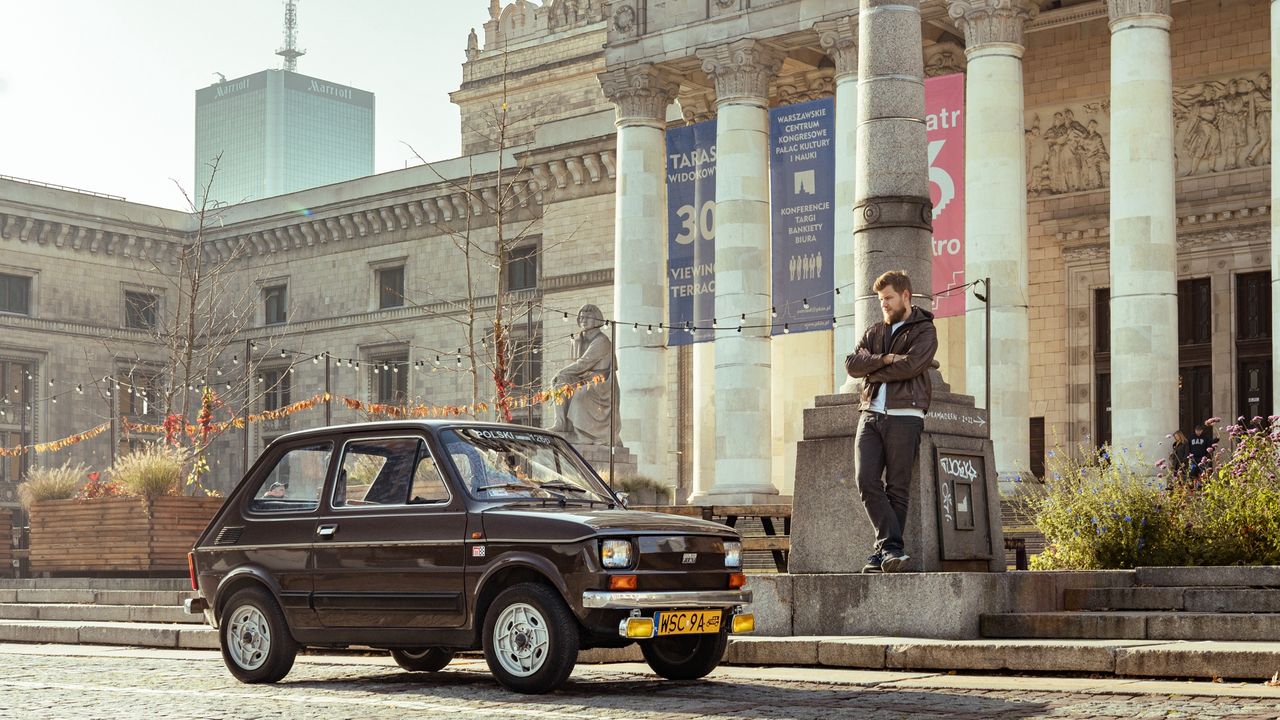 Zabrałem fiata 126p na plac Defilad. To tam 50 lat temu dał Polakom nadzieję