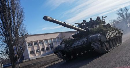 Ile pali czołg? To dlatego Rosjanom zabrakło paliwa