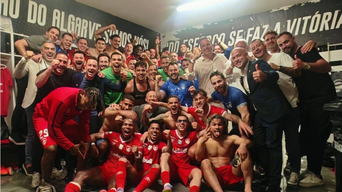 Piłkarze UD Santa Clara po awansie do europejskich pucharów