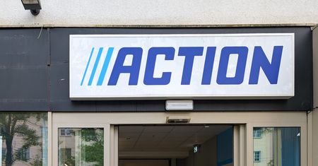 W Action kosztuje 29,90 zł. Niezbędny na plaży