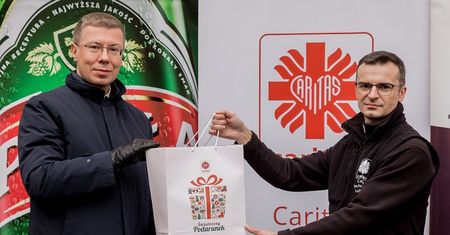 Świąteczne paczki żywnościowe od Browaru Perła dla Caritas Archidiecezji Lubelskiej