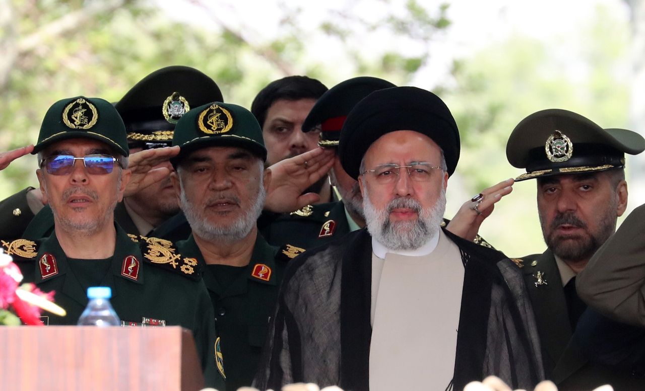 Iran vows "brutal blow" to any Israeli aggression on Armed Forces Day