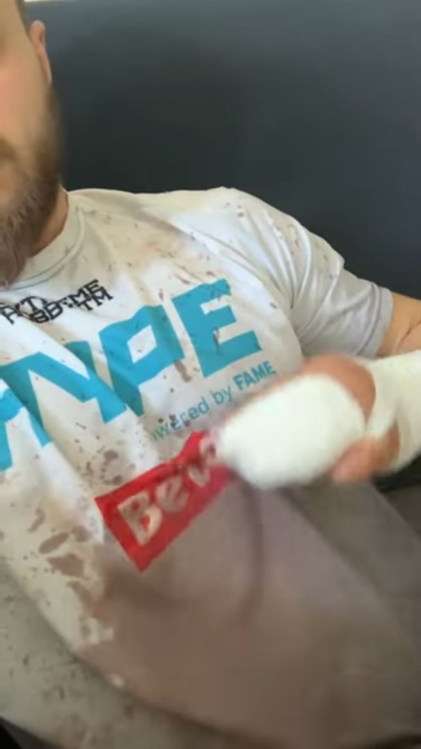 Gwiazdor Fame MMA został napadnięty we własnym domu?!