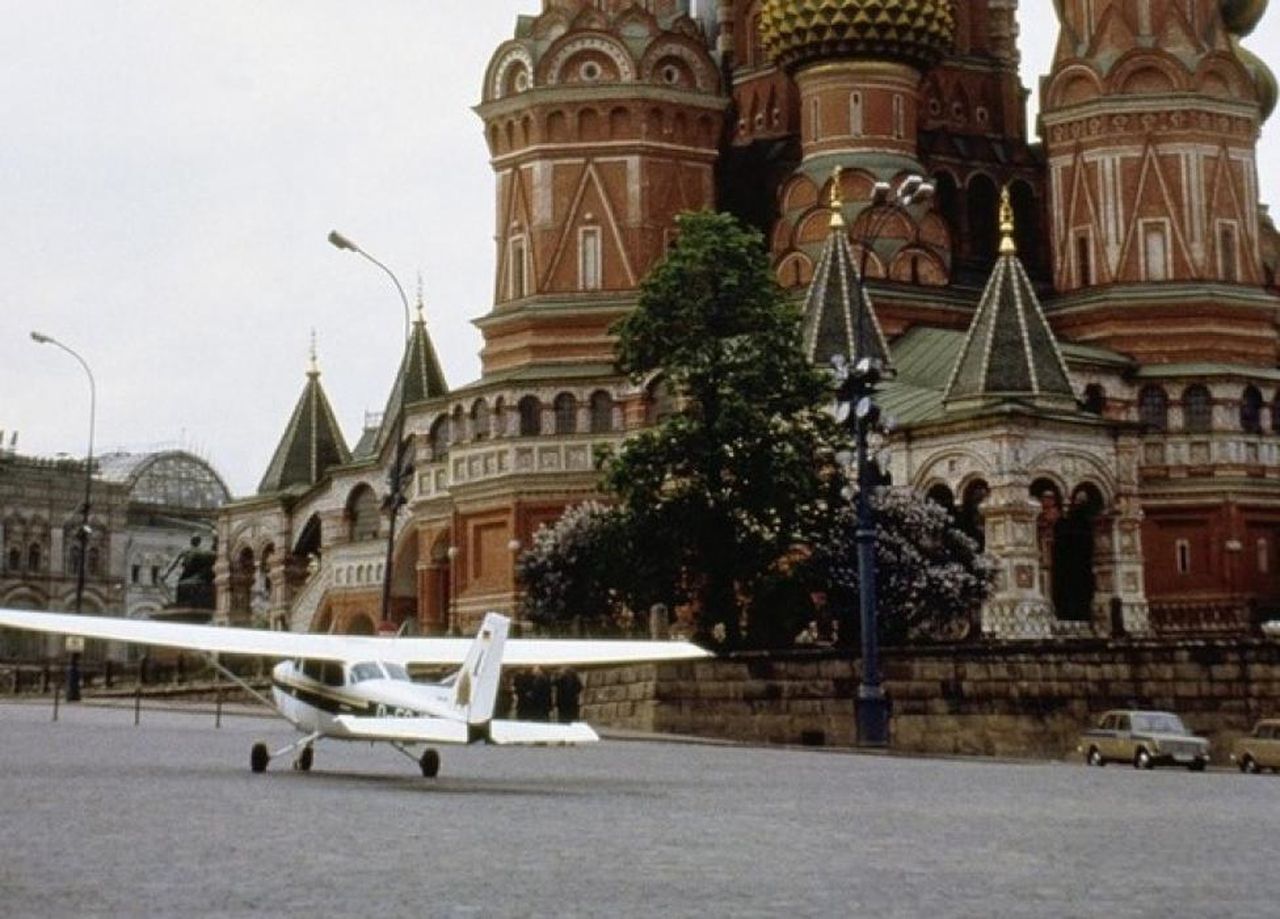 Samolot Mathiasa Rusta na placu Czerwonym