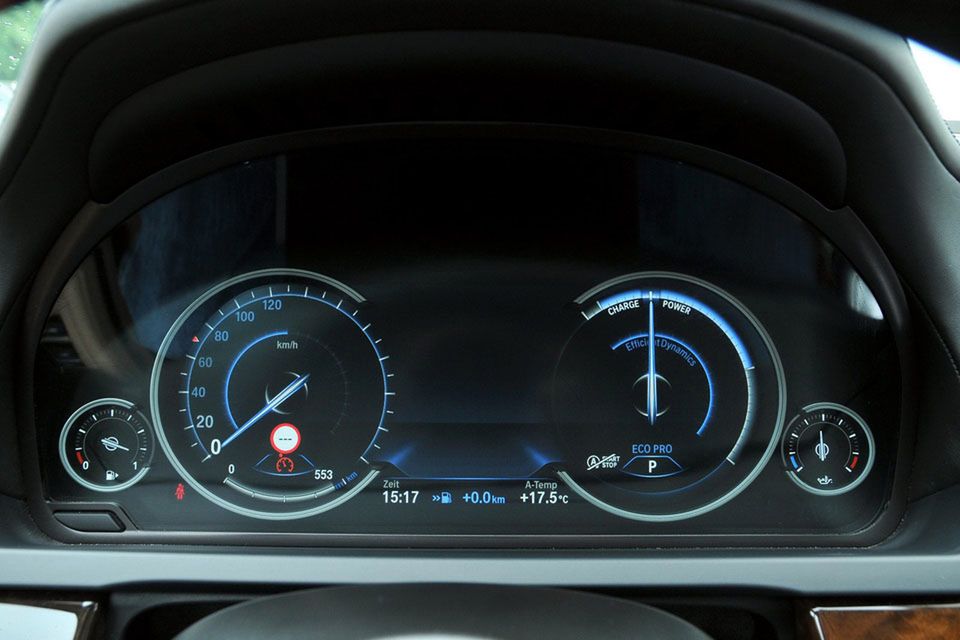 BMW serii 7 na rok 2013 - megagaleria niemieckiego okrętu flagowego 93