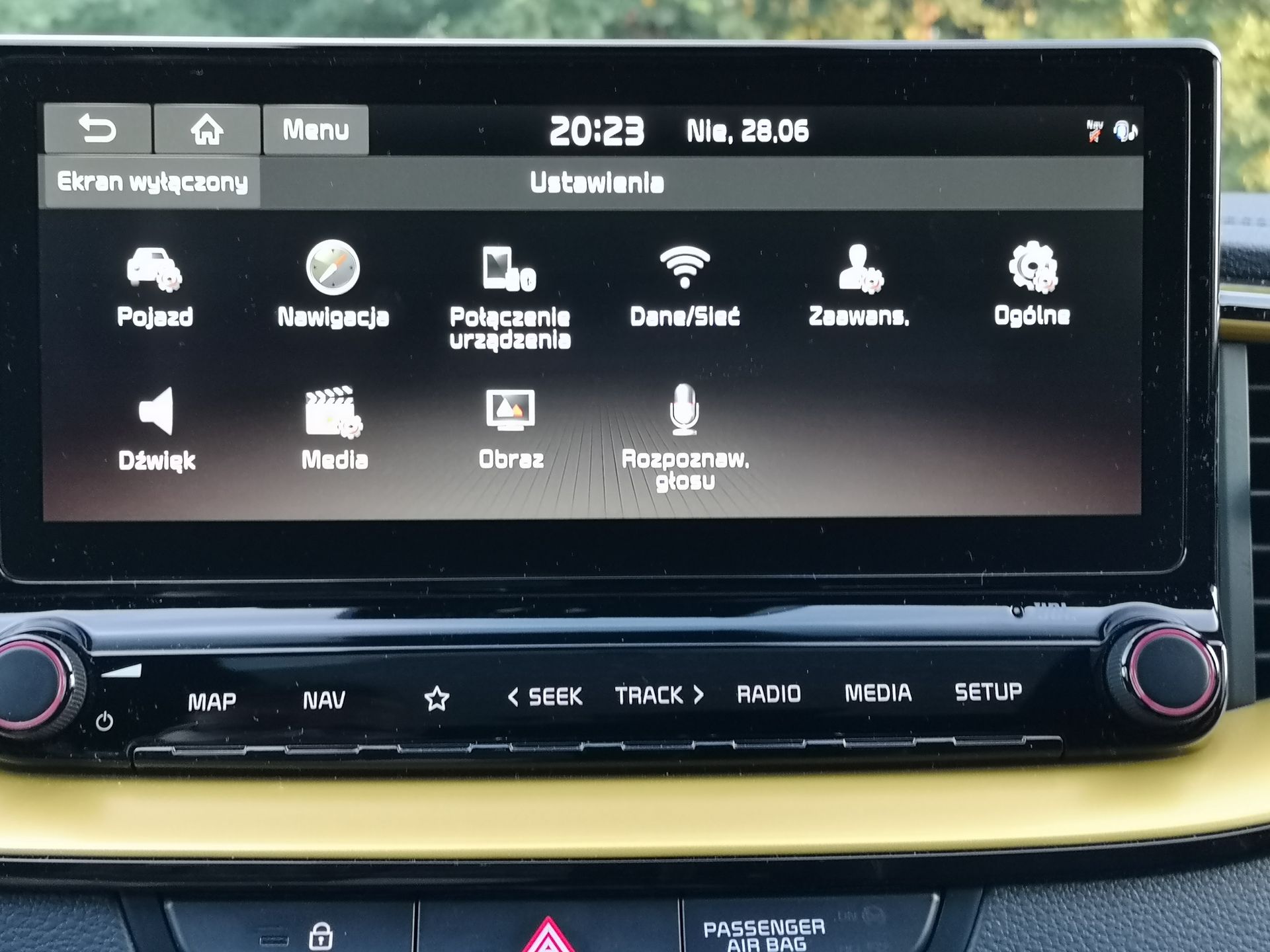 Kia Xceed: Obsługa systemu, audio JBL i systemy bezpieczeństwa 16