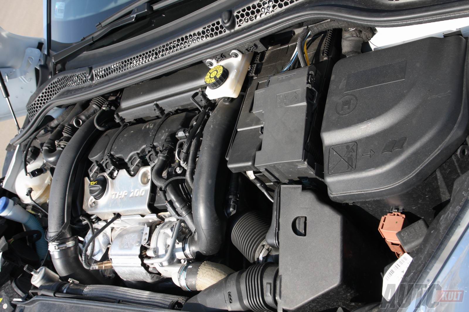 Silnik Roku 2012 o pojemności między 1,4 l a 1,8 l