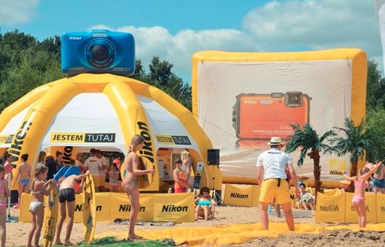 „Jestem na wakacjach” - letnia akcja promocyjna Nikona nad Bałtykiem