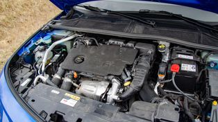 Stellantis nie rezygnuje z diesli. Chce dać klientom swobodę wyboru