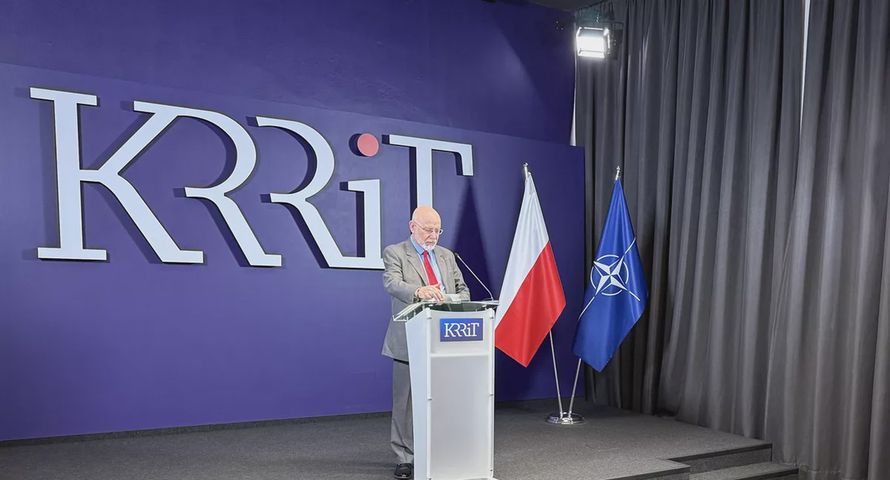 Paraliż KRRiT? „Przewodniczący ogłosił przerwę i się rozłączył”