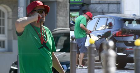 Zaaferowany zakupami Michał Koterski PARKUJE NA ZAKAZIE. Udało mu się uniknąć mandatu (ZDJĘCIA)