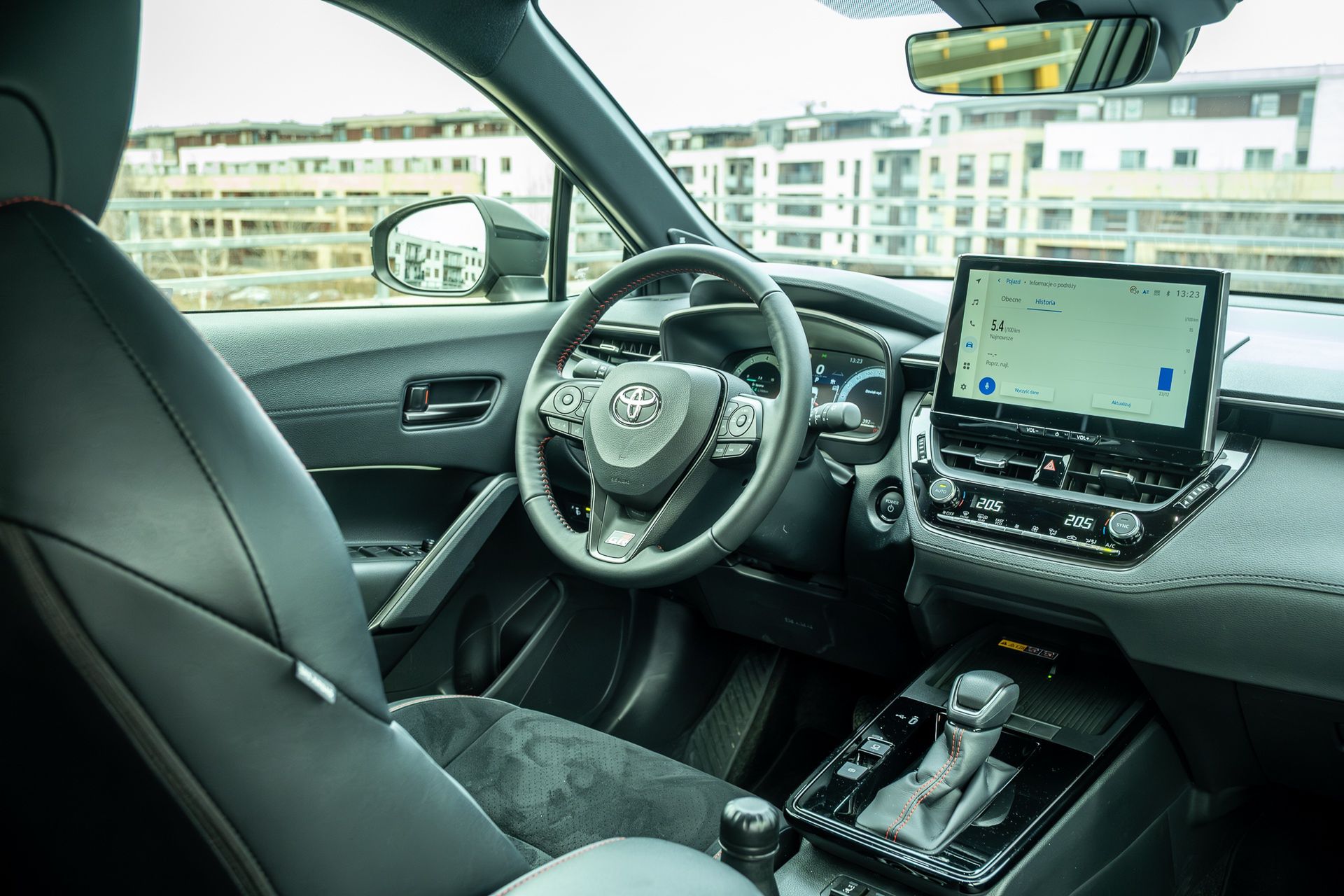 Toyota Corolla Cross GR Sport Hybrid Dynamic Force (2026)