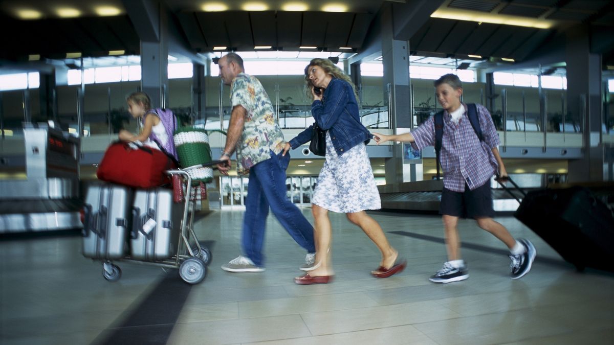 Lotniskowy tatusiek może być prawdziwym utrapieniem 