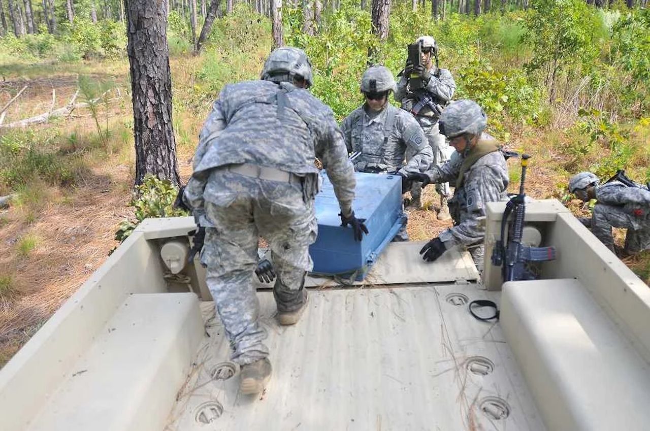 New aid package for Ukraine includes 'suitcase minefield' system