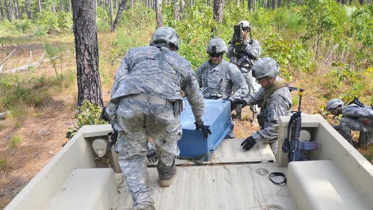 Zabójcze walizki z USA dla Ukrainy. M131 MOPMS to sposób na zatrzymanie ...