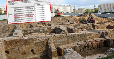 Klapa "narodowej zbiórki" na odbudowę Pałacu Saskiego. Wzięło w niej udział 95 osób