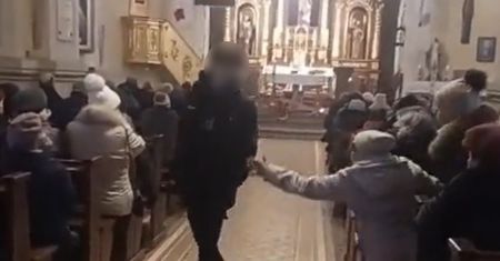 Oto co nastolatek zrobił w kościele. Radny PiS interweniuje