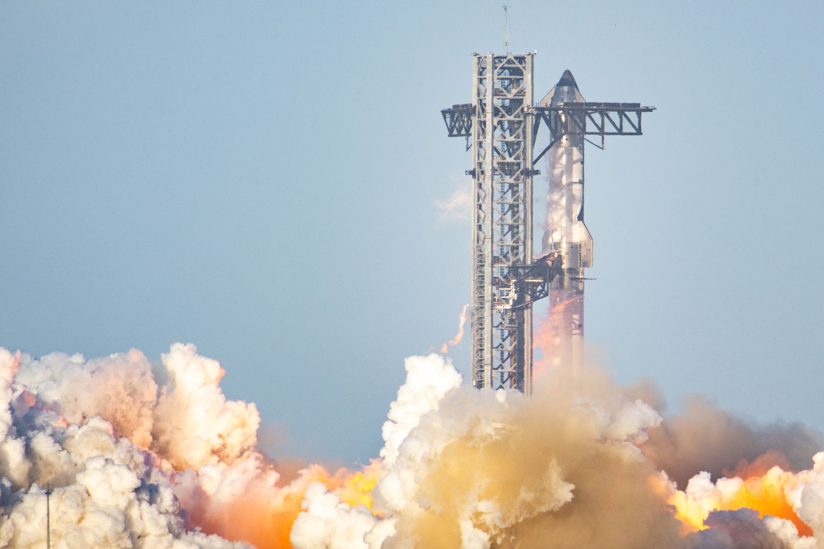 SpaceX przygotowuje się do 9. lotu testowego. Okno otworzy się dziś