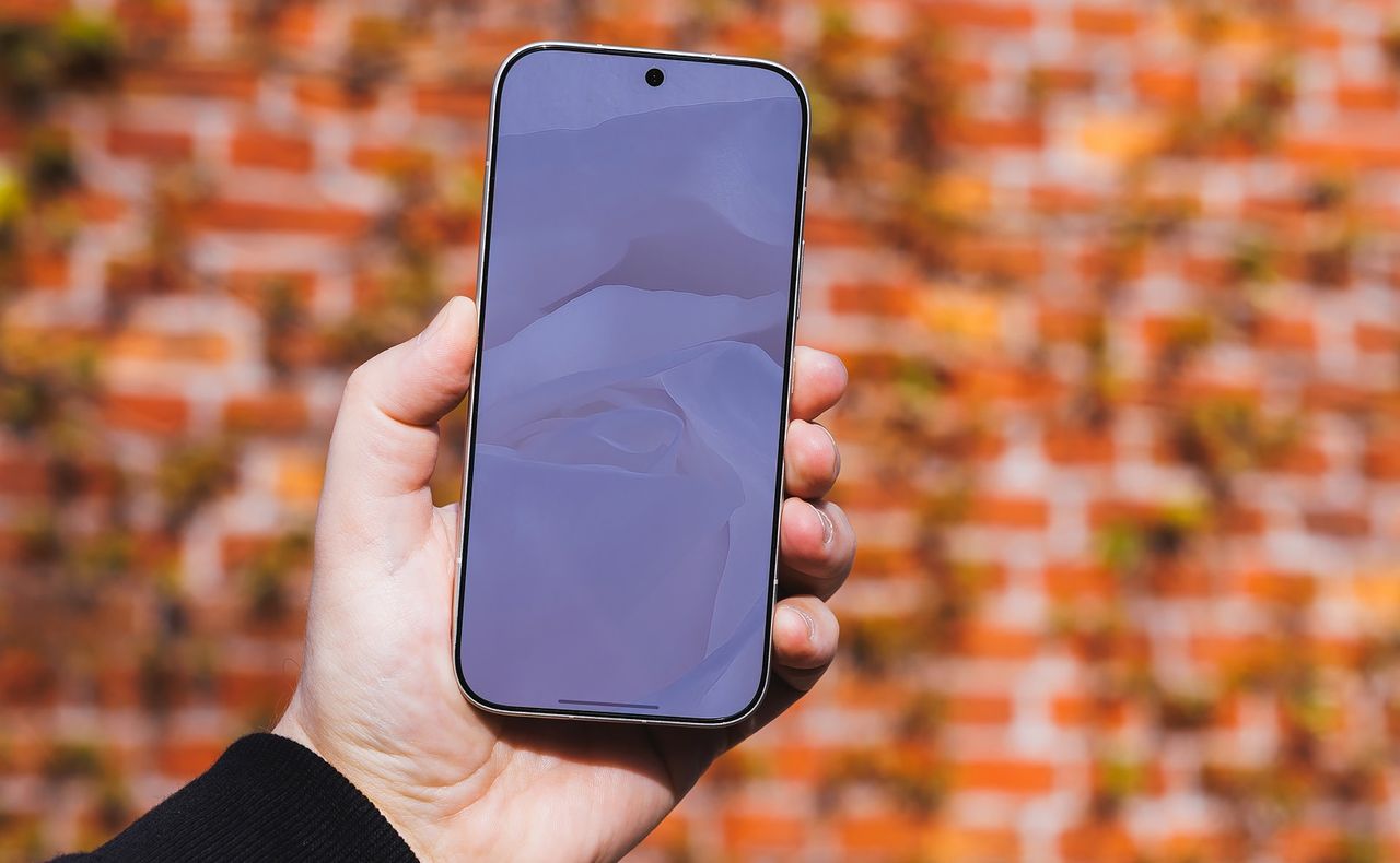 Wyświetlacz Honor 600 Pro w pełnym słońcu