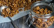 Granola bez tony cukrów prostych. Do owsianki czy musli jak znalazł