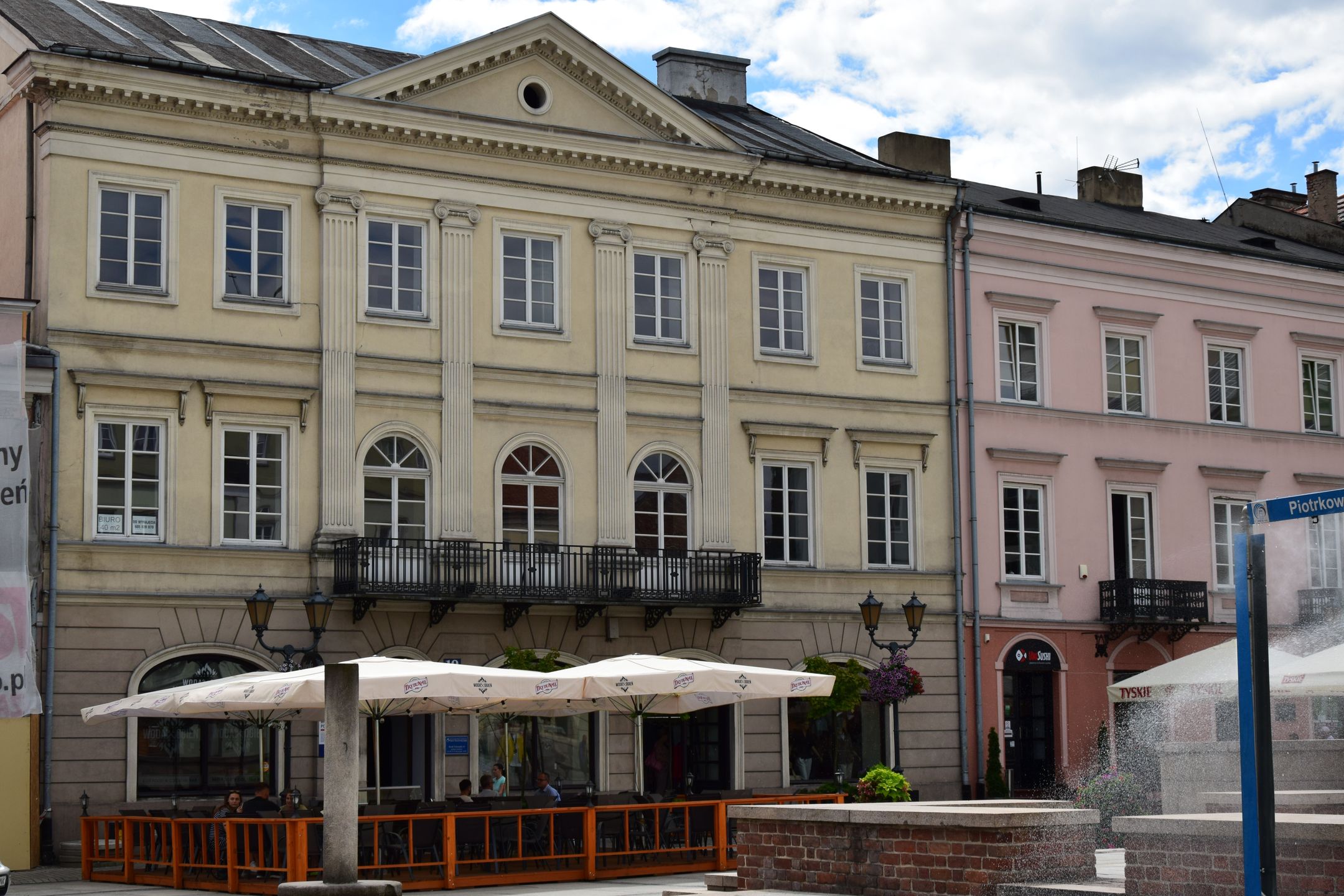 Piotrków Trybunalski świetnie udaje inne miasta w produkcjach filmowych.