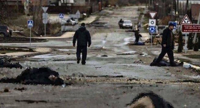 Amnesty International zebrała relacje świadków rosyjskich zbrodni; cywilom strzelano w głowy