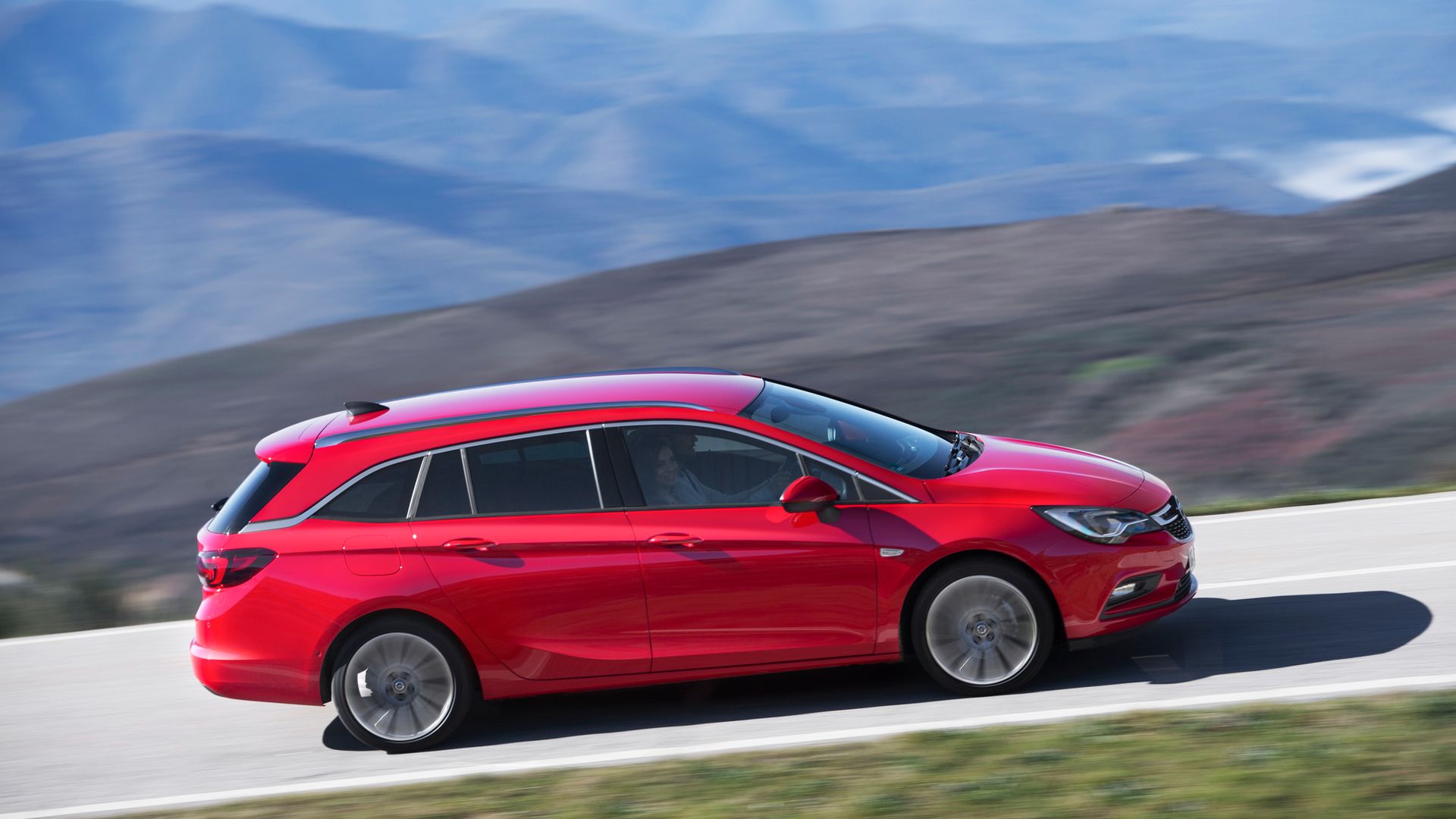 [h2]Opel Astra K Sports Tourer: 2016 -[/h2]