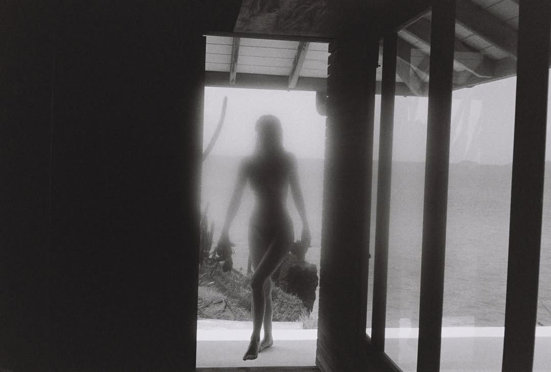 Kendall Jenner pozuje nago