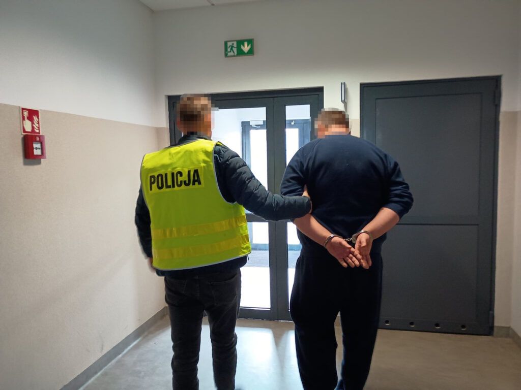 Gójsk: Zaatakował dyrektorkę szkoły. Trzy miesiące aresztu dla 36-latka