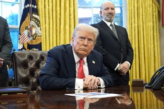 Trump ogłasza. Cła na Meksyk i Kanadę wejdą w życie