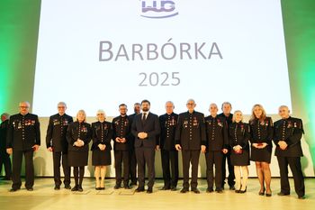 Katowice: Życzenia, odznaczenia i szpady. Barbórka w Muzeum Śląskim
