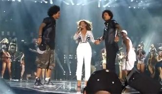 Tancerze Beyonce wykonują Harlem Shake!