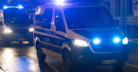 Wymioty obronią przed gwałtem? Rady policji z Niemiec. Jest kontra