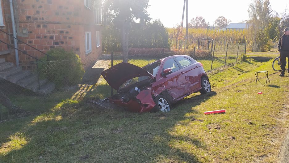 Wypadek w Młynku. Cztery osoby w szpitalu po zderzeniu z pijanym kierowcą 
