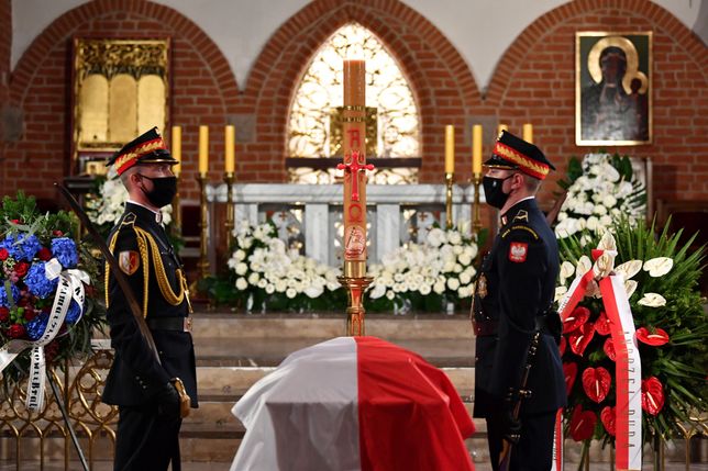 Pogrzeb Jerzego Wilka. W Elblągu najważniejsi z PiS