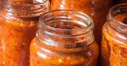 Zrób na zimę sos firmowy do mięsa. Nie musisz dodawać octu