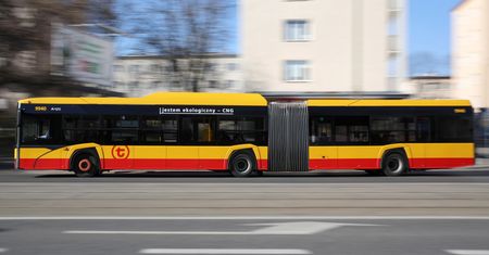 Odmrażanie gospodarki. Warszawa. Komunikacja Miejska na nowych zasadach