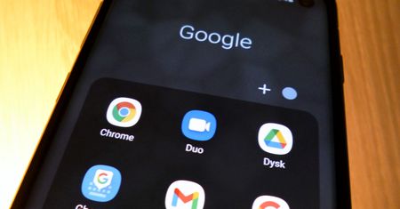 Sklep Google Play i trojany. 11 aplikacji do usunięcia